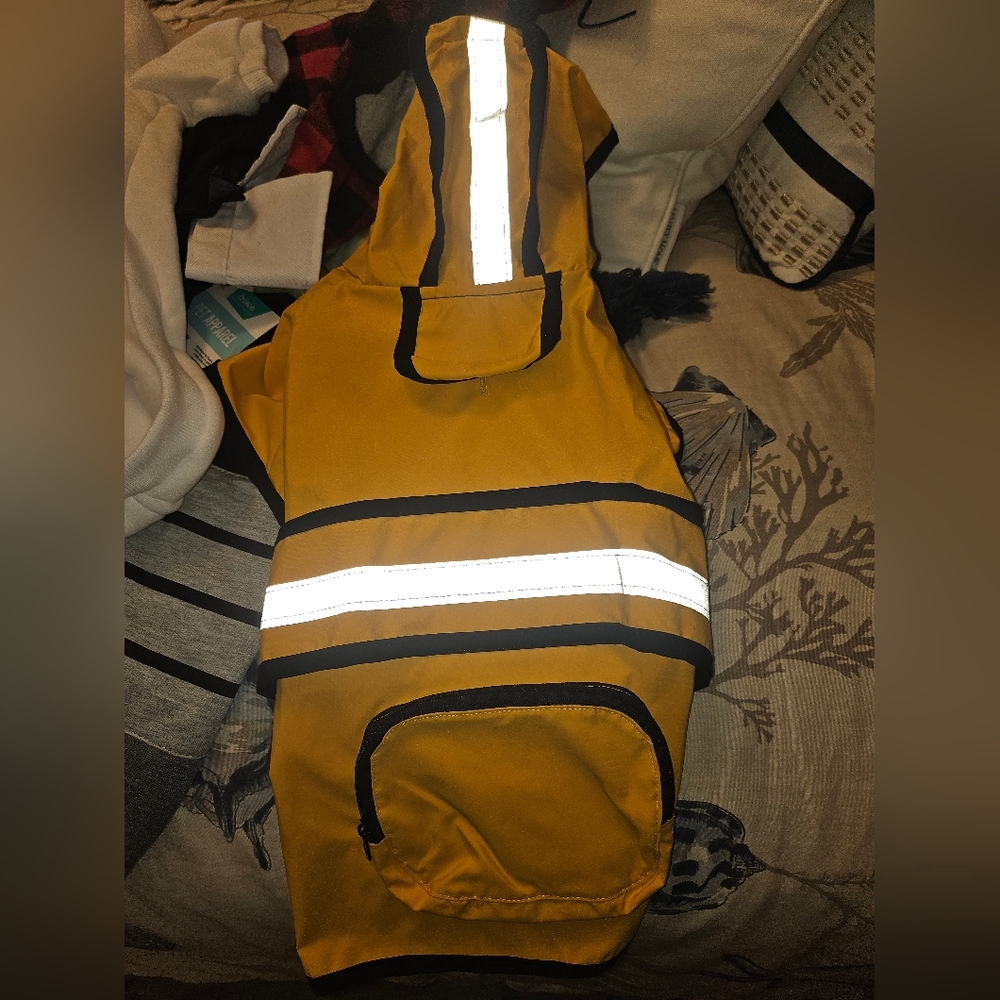 Assorted Dog Clothes, Pjs, And Jackets. - Picture 8 of 16